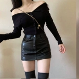 Демисезонная полиуретановая приталенная юбка, шорты, высокая талия, А-силуэт, с акцентом на бедрах