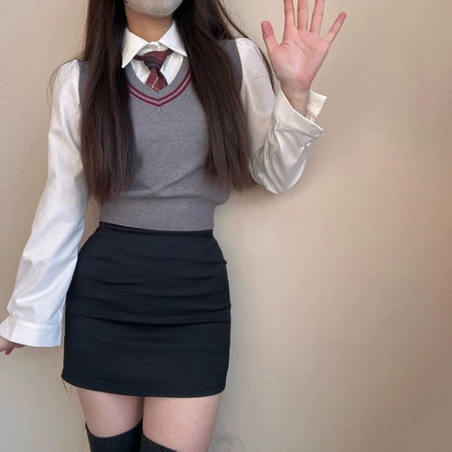 Однотонная юбка, жилет, рубашка, комплект, в корейском стиле, 3 предмета, с акцентом на бедрах