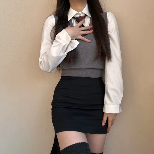 Однотонная юбка, жилет, рубашка, комплект, в корейском стиле, 3 предмета, с акцентом на бедрах