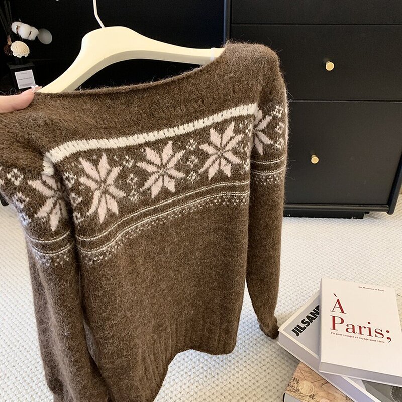 Vintage Fair Isle Snowflake Sweater for Women, Autumn/Winter, Melard Off-Shoulder Loose Lazy Style Jacquard Knit Top