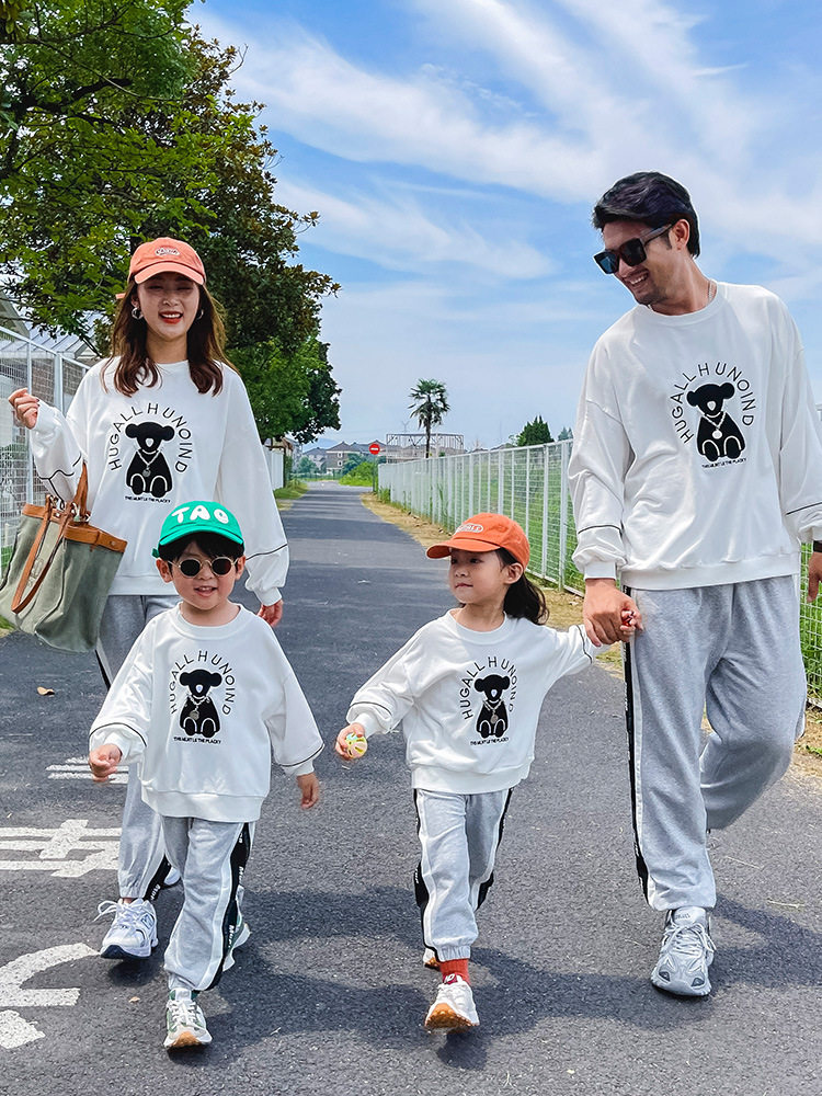 Spring and autumn new large size sweater cotton jacket cartoon children's wear parent-child wear a family of three mother and child casual wear