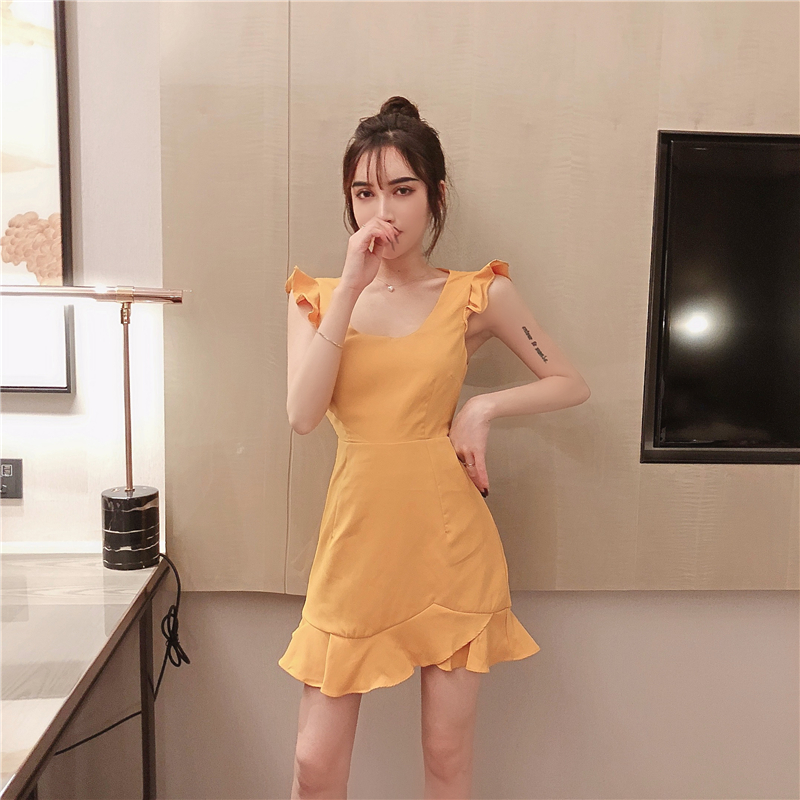 VK旗艦店 韓系木耳邊美背鏤空荷葉邊無袖洋裝