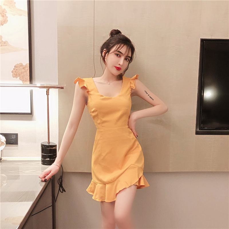 VK旗艦店 韓系木耳邊美背鏤空荷葉邊無袖洋裝