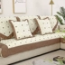 Sofa đệm cotton bốn mùa phổ quát bông đơn giản chống trượt đệm mục vụ rắn gỗ dày bọc sofa bìa lại khăn - Ghế đệm / đệm Sofa