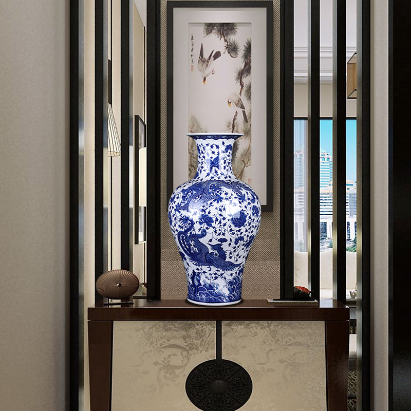 Jingdezhen ceramics antique blue and white porcelain dragon fish bottle vase of the sitting room of Chinese style household wine arts and crafts
