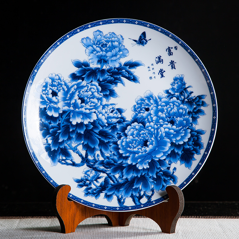 Jingdezhen ceramics Chinese blue and white peony decorative hanging dish sit home wine rich ancient frame handicraft furnishing articles