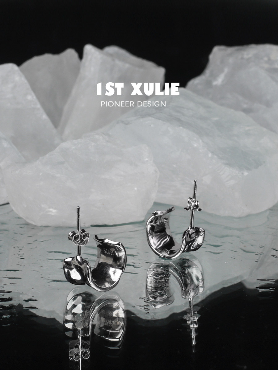 1ST XULIE925 sterling silver ear needle niche design concave texture glossy cold wind men's and women's wild earrings