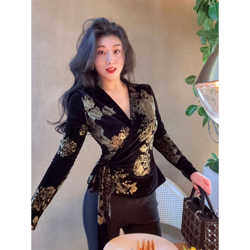 Yang Xiao Jing Gold-Embroidered Velvet New Chinese Style Lace-Up V-Neck Tie Waist Base Layer Top Women's Early Spring Dress