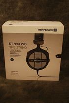German Beyerdynamic DT 770 PRO 32 ohm closed back headphones