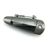 За пределами входной двери