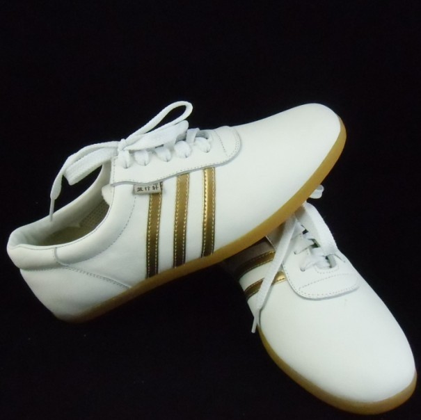 Top layer soft cowhide tai chi shoes leather martial arts shoes kung fu practice shoes qigong shoes beef tendon bottom gate ball shoes for men and women