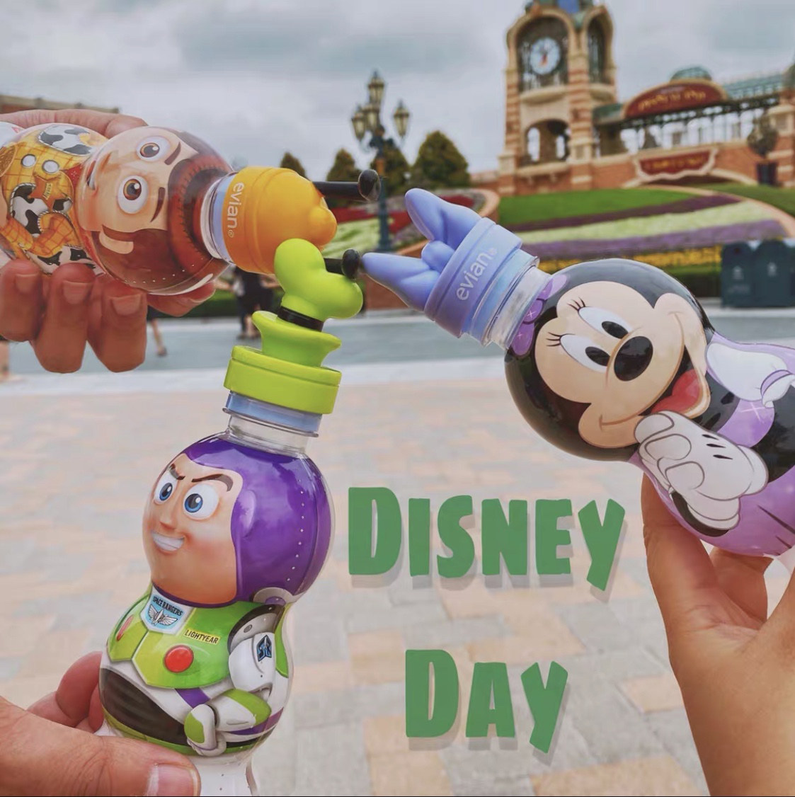 Exit France Paris mineral water High flying Mickey brooch Drink Lid Cap Lid Type Nut Swing model