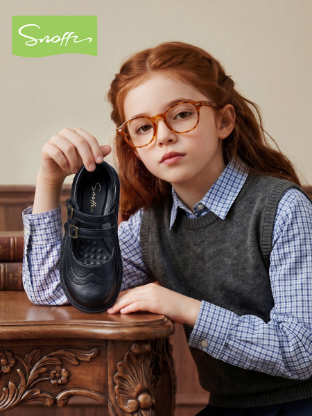 Snoffy Girl Fall and Winter Campus Soft Bottom Leather Shoes