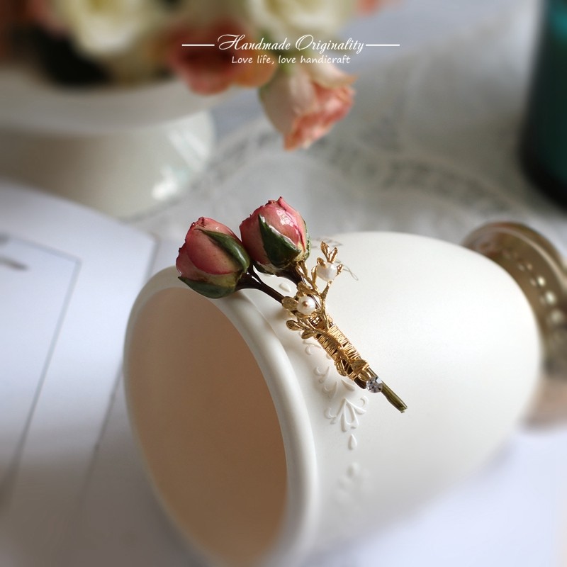 Brooch design sense niche dry flower rose coat sweater high-end corsage brooch decoration wedding accessories parents