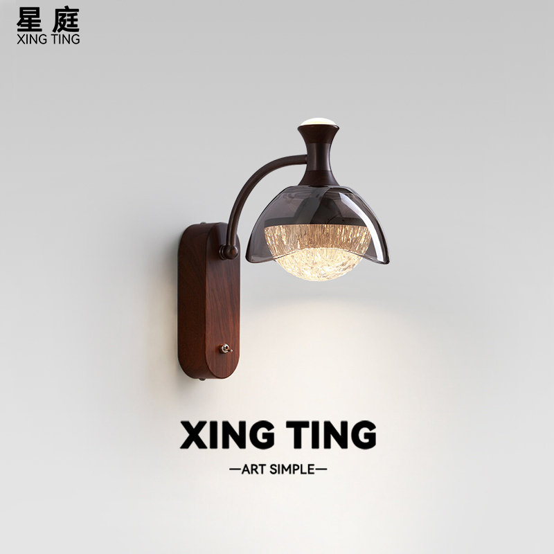 Italian-Style Light Luxury Bedside Wall Lamp 2026 New Model High-End Glass Decoration Master Bedroom Study Room Reading Wall Lamp