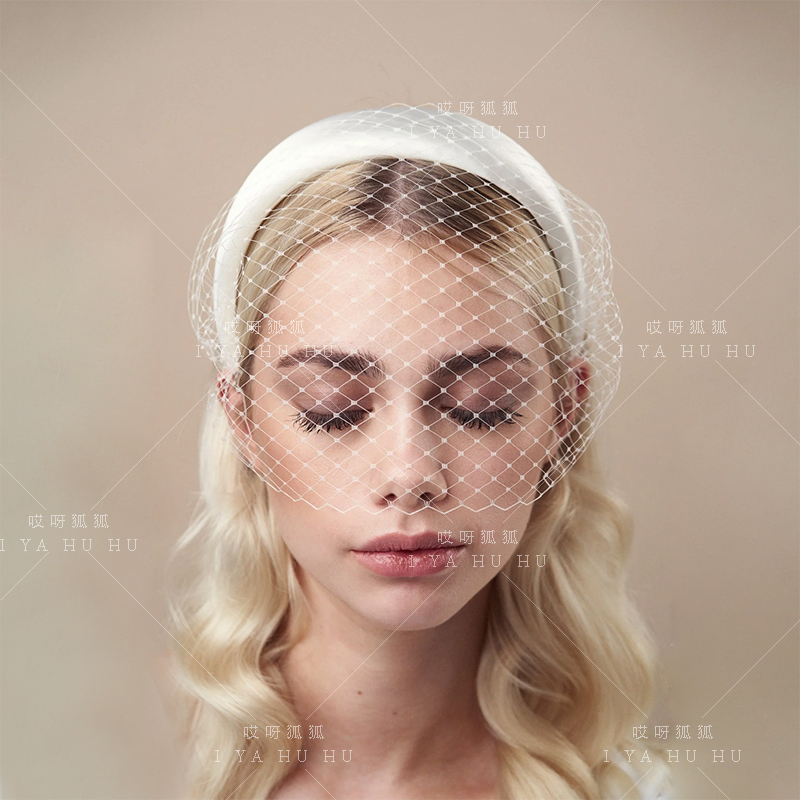 花卉包装的秘密织物：揭开5码卷装提花网纱的美丽面纱