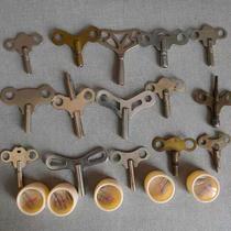 西洋古董老式钟表上发条钥匙座钟挂钟等用的老式钥匙配件老物件