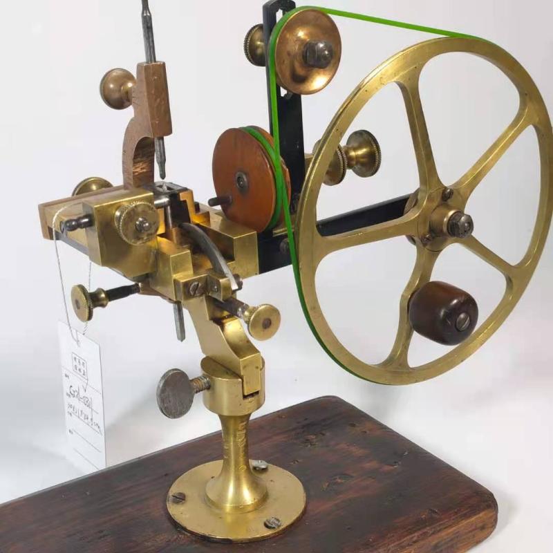 Western Antiquity Imports Germany old-style Watches Tools Watch small lathe Carpenters Old objects swing pieces Bronze Ware Soft