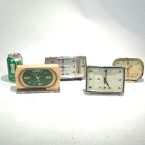 Nostalgic old objects folk ornaments mechanical small alarm clock retro clock malfunction props teahouse cafe display