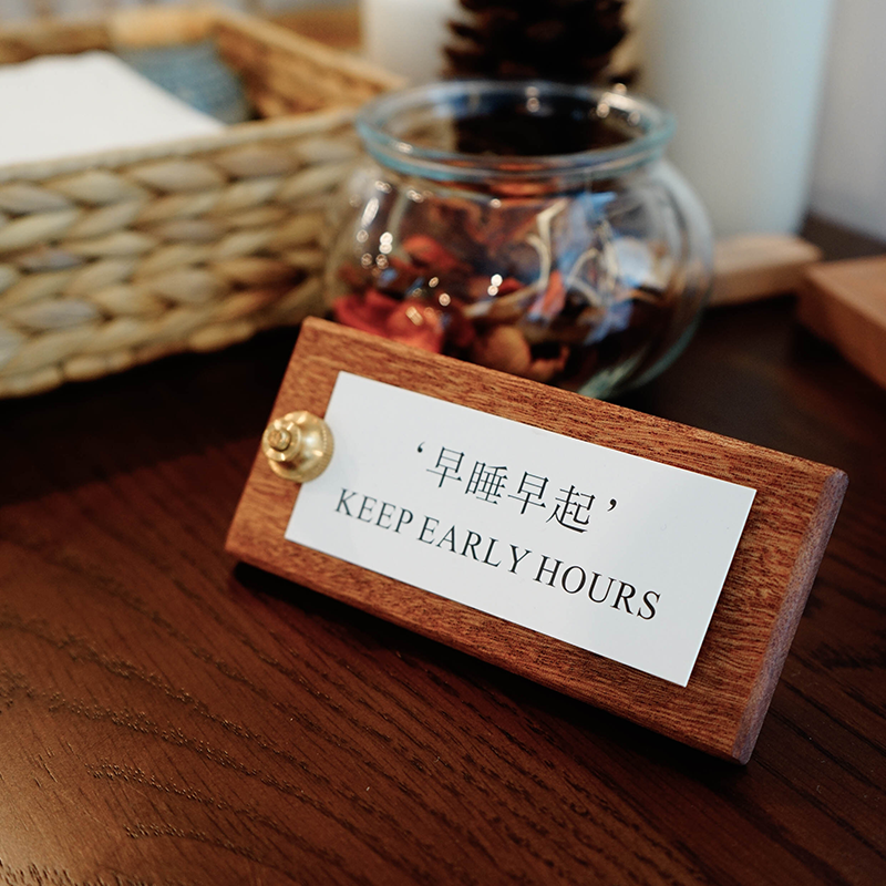 Three-wood warehouse retro-quins wind brass solid wood bar Table Show Shelf label Sheet Clip to collect silver counter 2-dimensional display