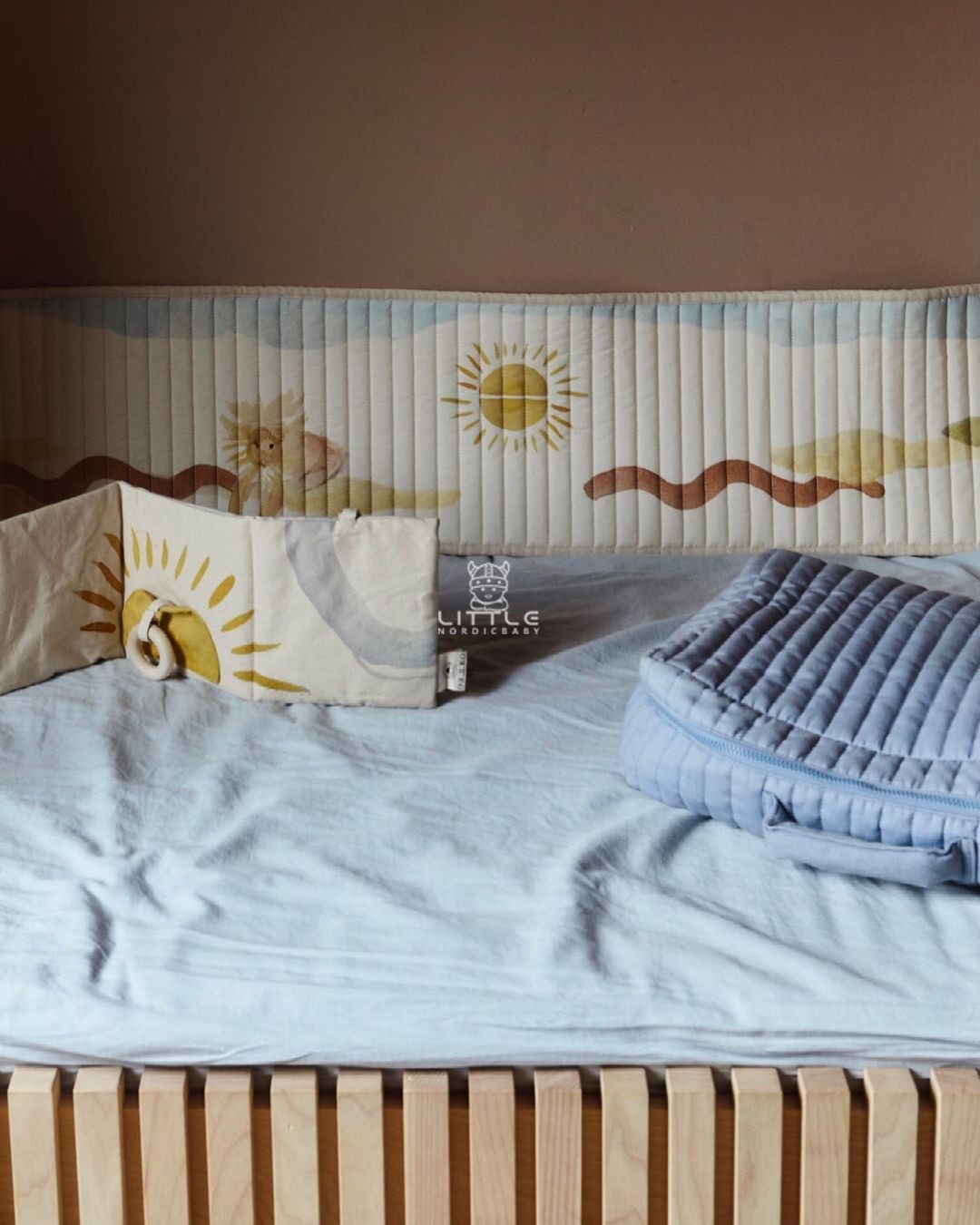 Little home leoleo baby crib bed surround organic cotton canvas crash guard 77