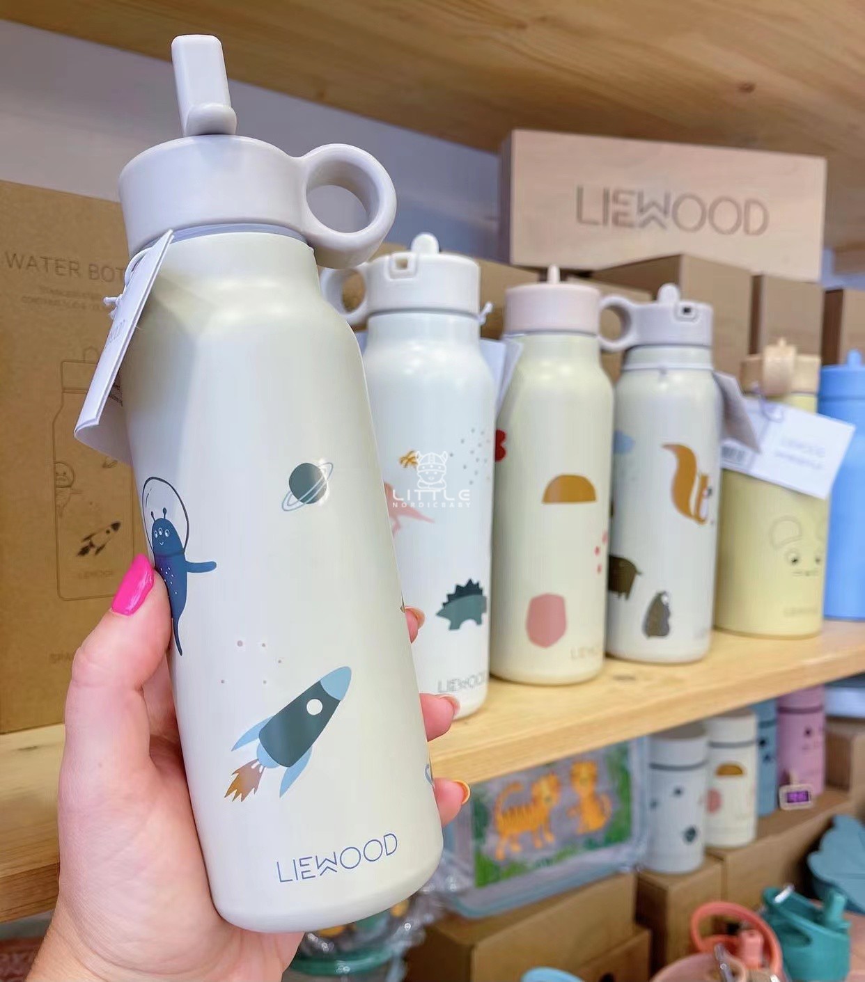 LittleHome Spot Denmark Liewood High Face Value Insulated Cup Out Water Glass Kettle With Straws