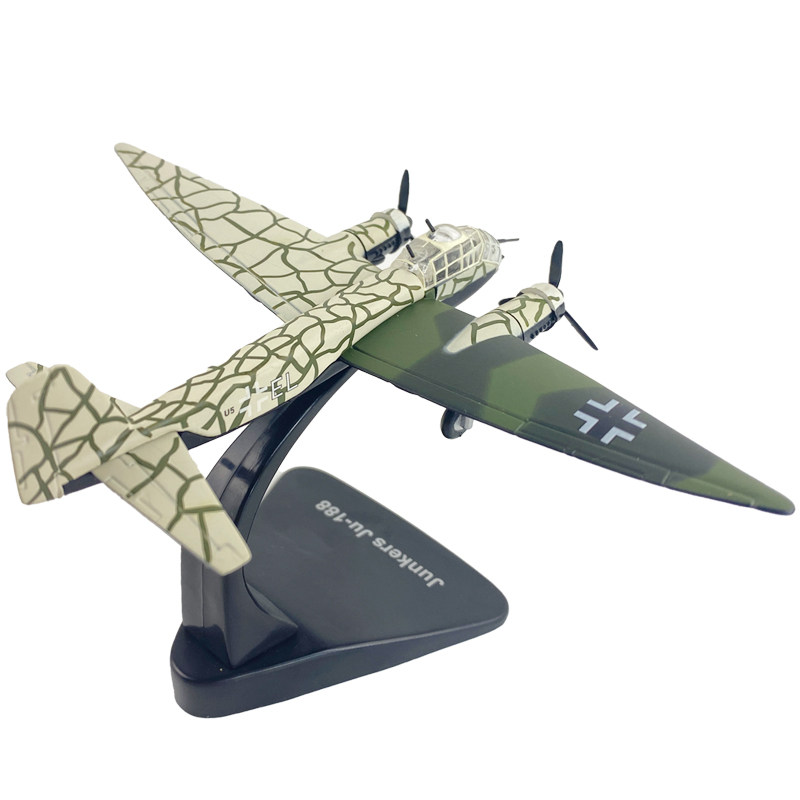 World War II German Junker-188 bomber ju-188 fighter aircraft finished model atlas 1:144