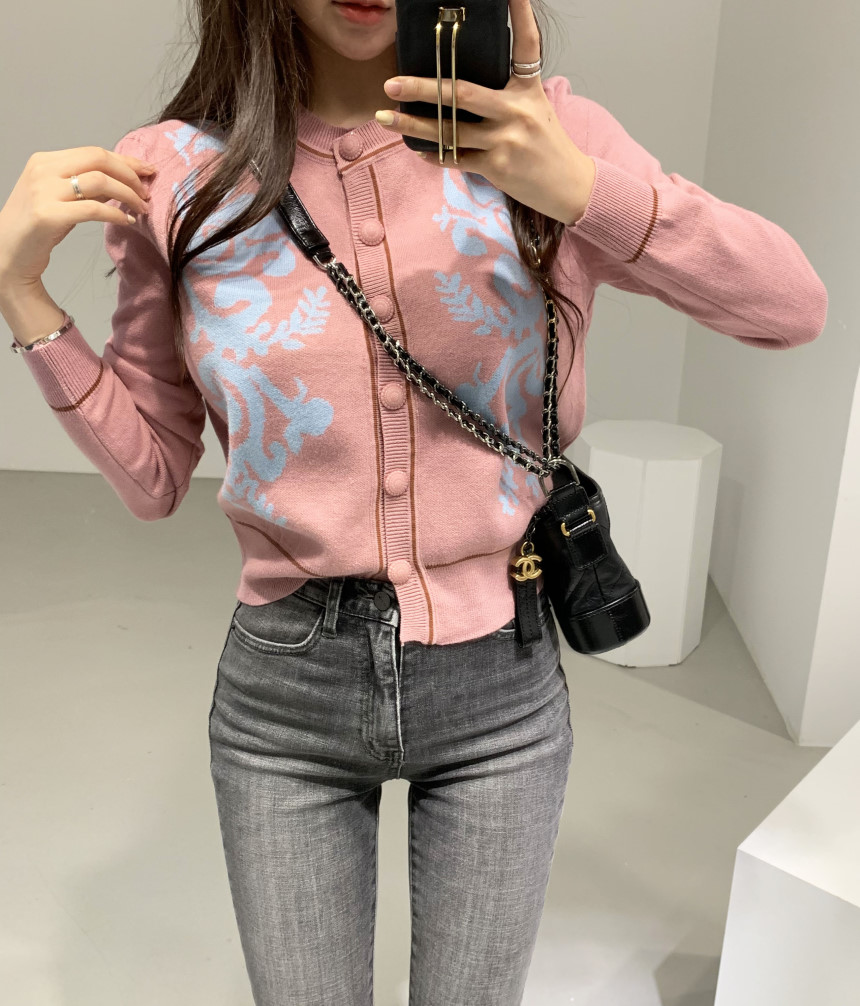 VK旗艦店 韓國chic洋氣單排扣復古花紋單品外套