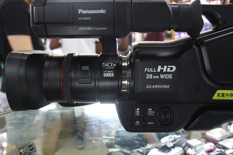Máy ảnh chuyên nghiệp Panasonic / Panasonic HC-MDH2GK HD Camera cưới MDH2 - Máy quay video kỹ thuật số may quay phim