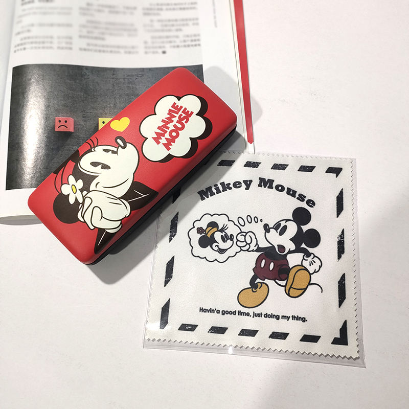 Mickey and Minnie Cartoon Glasses Case, Pressure-Resistant Pu Myopia Glasses Storage Box, Japanese-Style Large Frame Children's Sunglasses Case for Men and Women