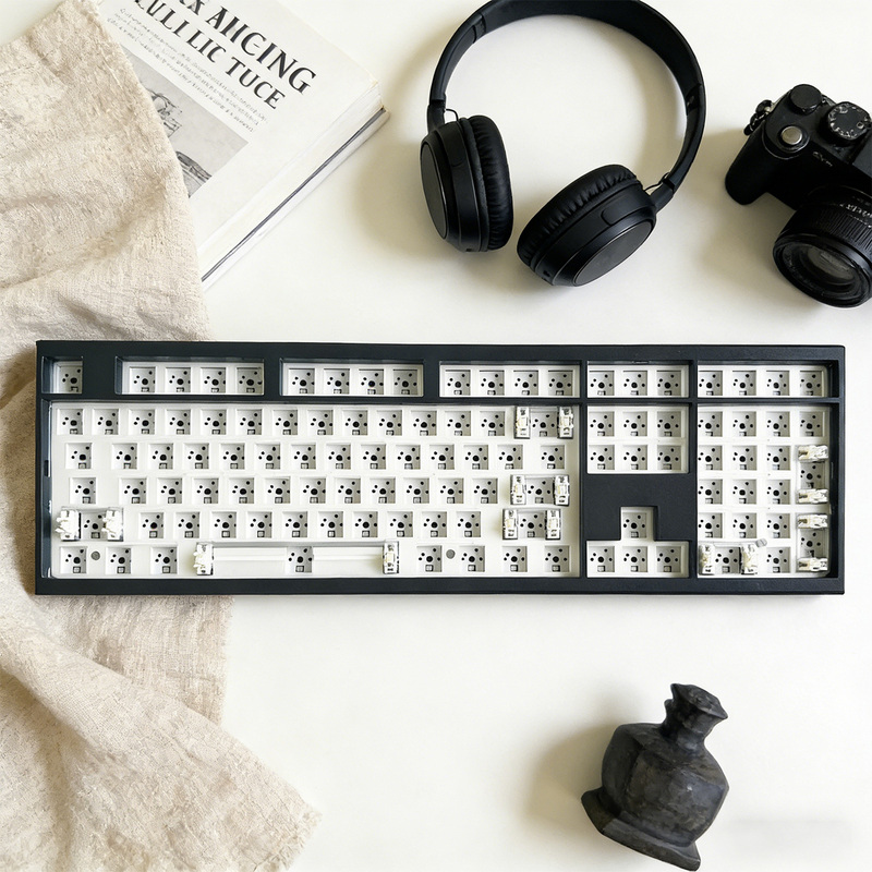 Gmk108 Three-Mode Customized Mechanical Keyboard Kit Via Wireless Bluetooth Gasket Mahjong Sound Office Gaming Gmk108 Three-Mode Customized Mechanical Keyboard Kit Via Wireless Bluetooth Gasket Mahjong Sound Office Gaming