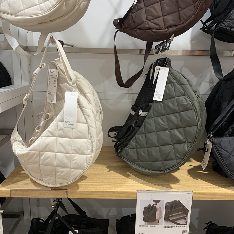 Fitting Room Japanese Style 2024 Casual Waterproof Crossbody Bag Quilted Dumpling Bag Shoulder Bag for Women Y472785
