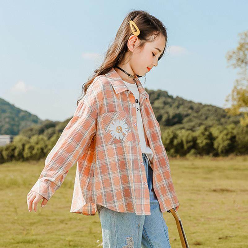 Girls plaid shirt 2021 new spring and autumn Korean version of the children's long-sleeved shirt in the big boy foreign atmosphere early autumn top tide