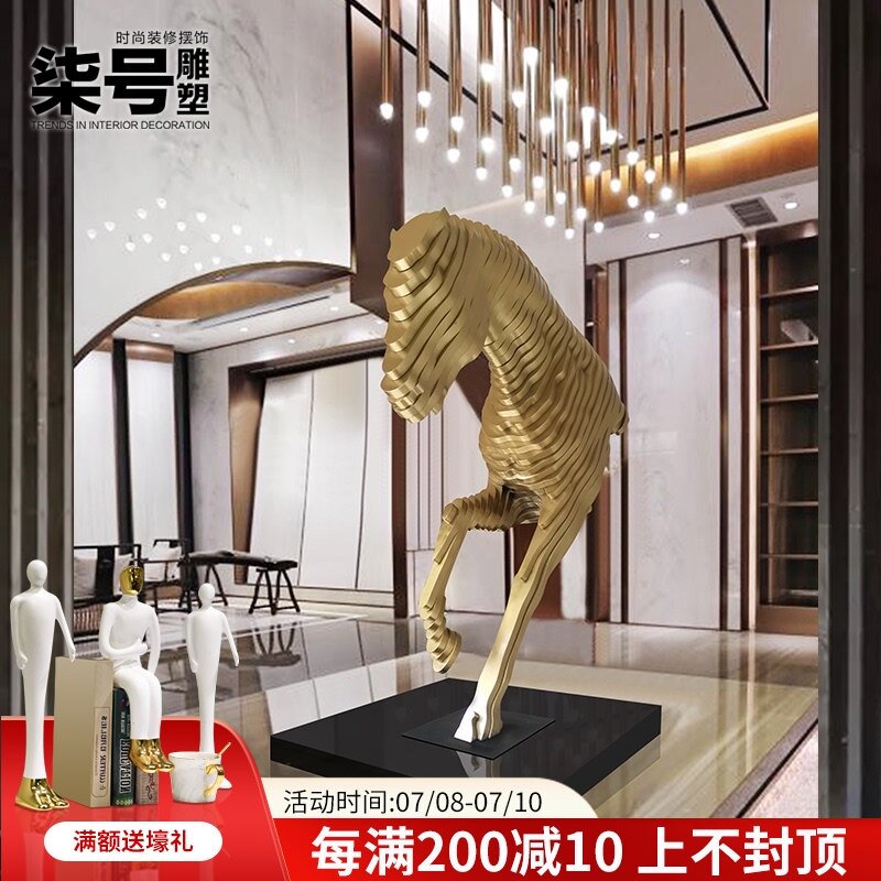 Hotel lobby Large floor-to-ceiling horse head sculpture ornaments Sales office Shopping mall hall Exhibition hall Custom decorative works of art