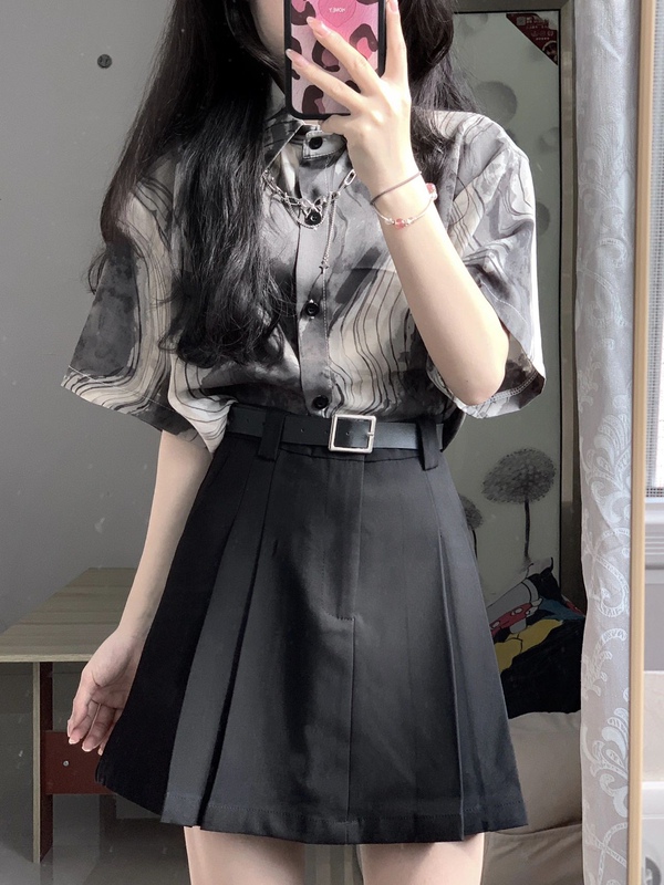 Tie-Dye Short-Sleeved Shirt for Women, Summer Lightweight Chiffon 2025 Hong Kong Style Retro Niche Preppy Skirt Two-Piece Set