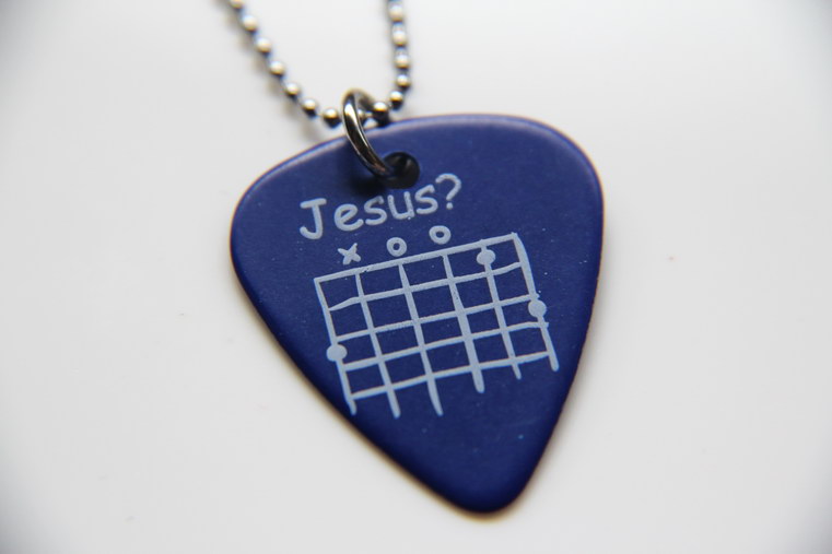 GSUSMUSIC-JESUS ​​Chord Celluloid Standard Guitar Pick Necklace Series (Blue)