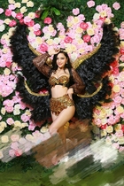 Virgin catwalk costume adult model Auto Show stage performance Lingerie show Angel wings feather wings props