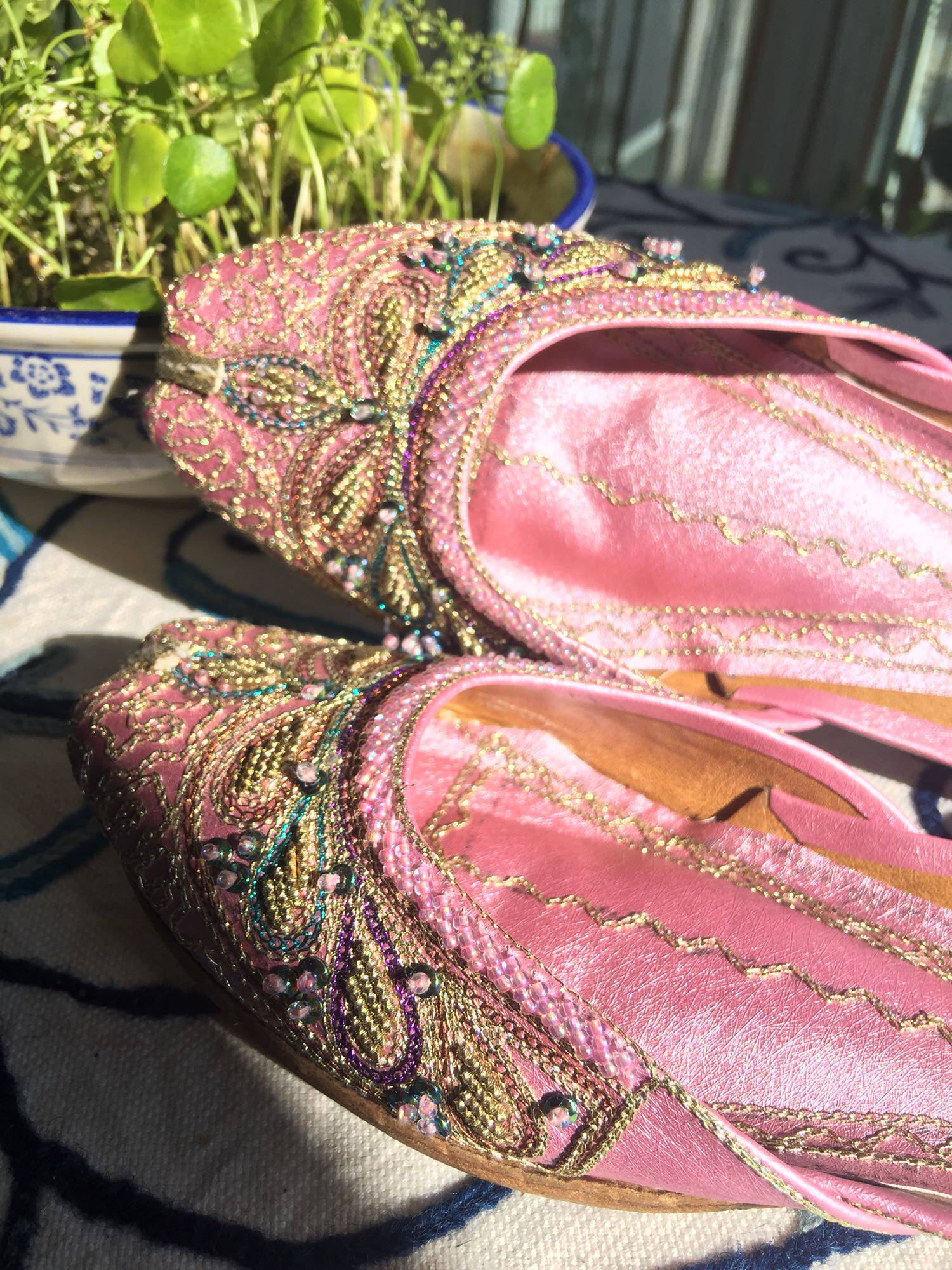 Villant powder boutique Pakistan hand-made leather embroidery line embroidery shoes Thailand Indonesia exotic wind