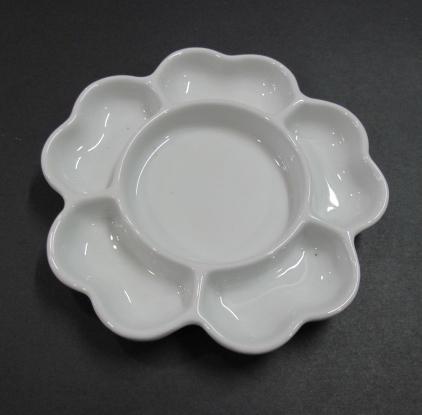 (Jingdezhen Porcelain) White Porcelain Flower Shaped Palette of Porcelain Flowers