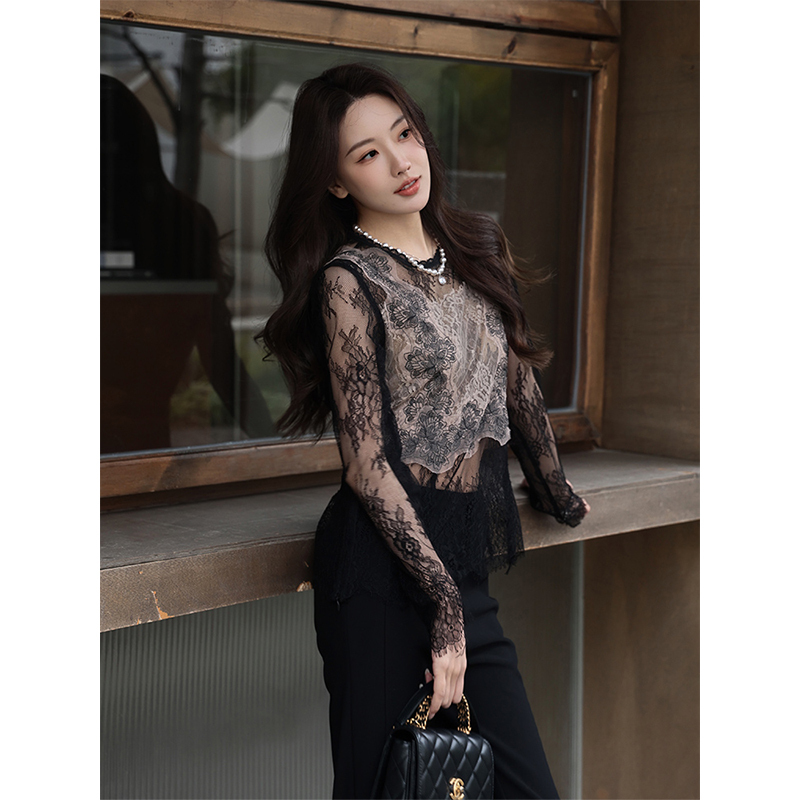 Meixi [U Y Farel] Black Lace Base Shirt for Women, Spring and Autumn 2026 New French Style Hollow Out Inner Top