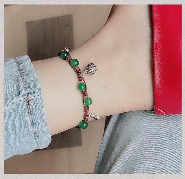Chân vòng Bell Girl Retro Palace Chuông hoa mã não Nữ dệt Điều chỉnh chân nhẫn Chân đỏ Hạt sinh viên Phụ kiện gốc lắc chân nữ