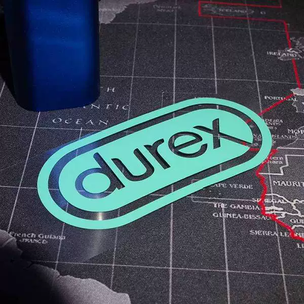 Ретро отражающая наклейка Durex