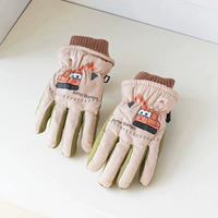 Хаки Finger Digger Рекомендуется для детей 3-5 лет.