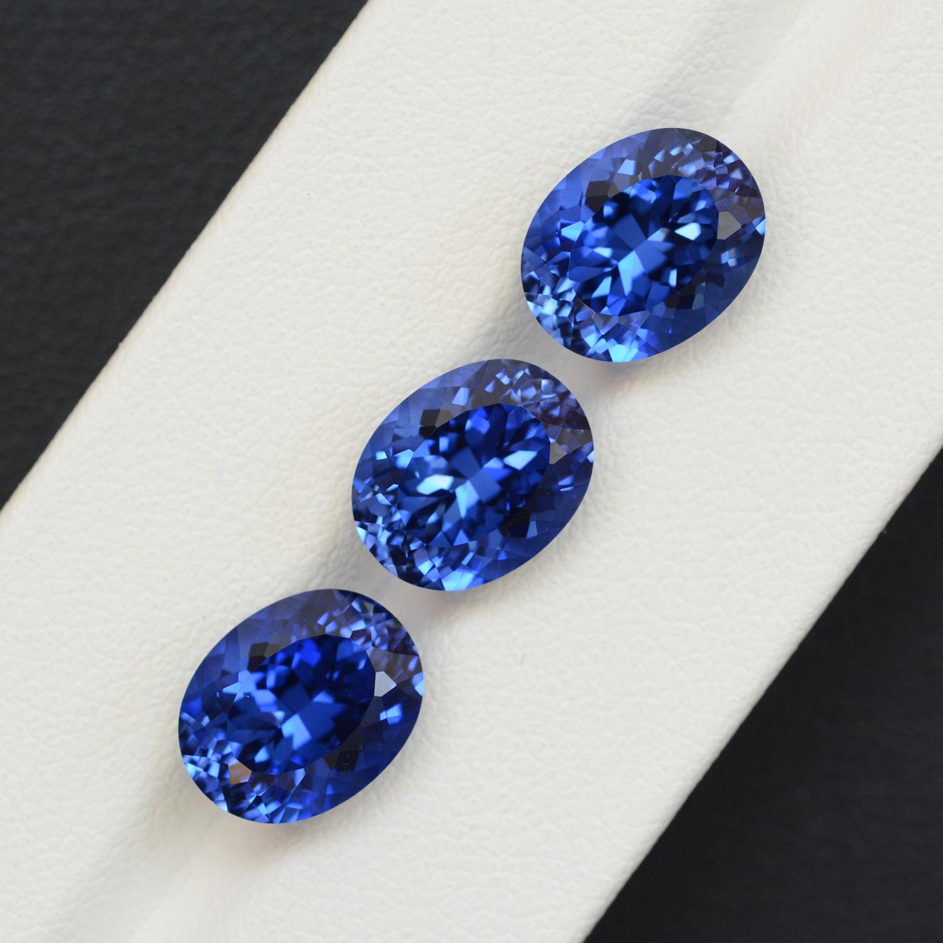 養殖サファイア ロイヤルブルー合成サファイア 火炎融合養殖宝石 宝石美学研究所