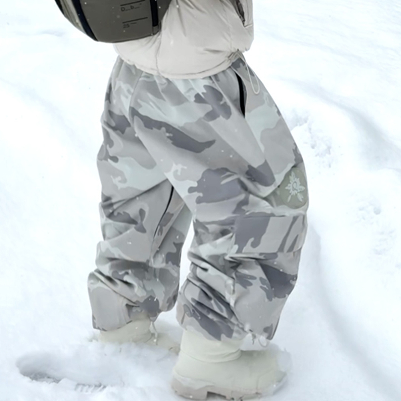 Qleo Camouflage Ski Pants for Women, Thickened 3L Warm Taped Snow Pants, Professional Waterproof and Wear-Resistant Outdoor Snow Pants for Men