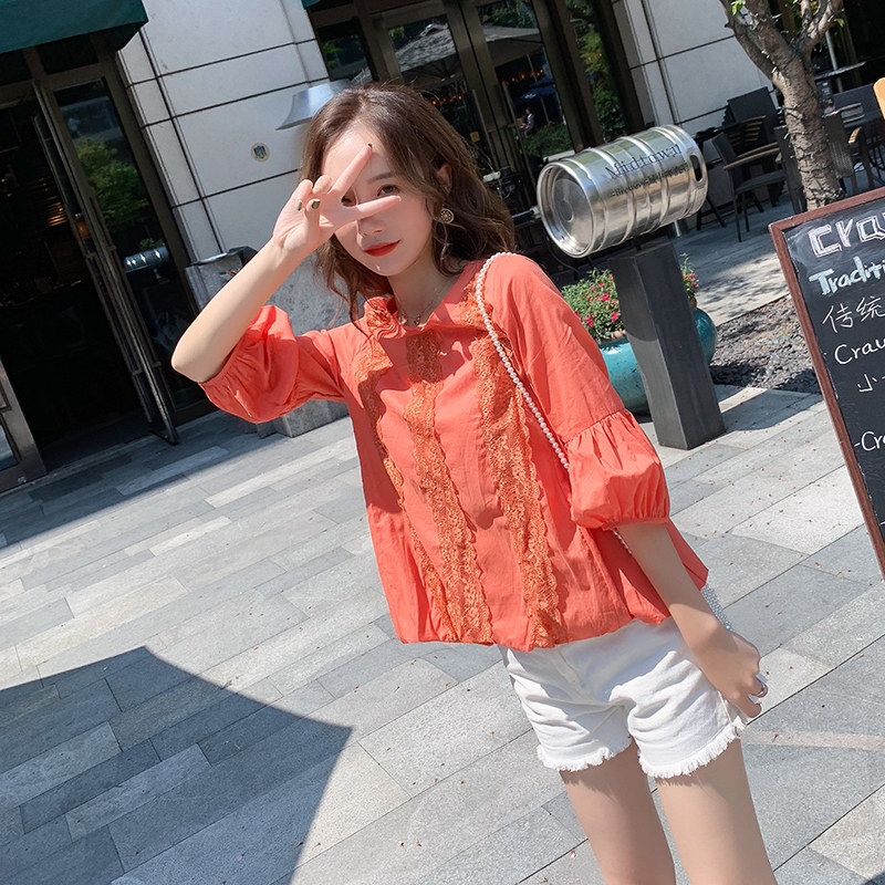 2023 summer new hollow lace foreign style white shirt ladies fashion lantern sleeve top design sense niche