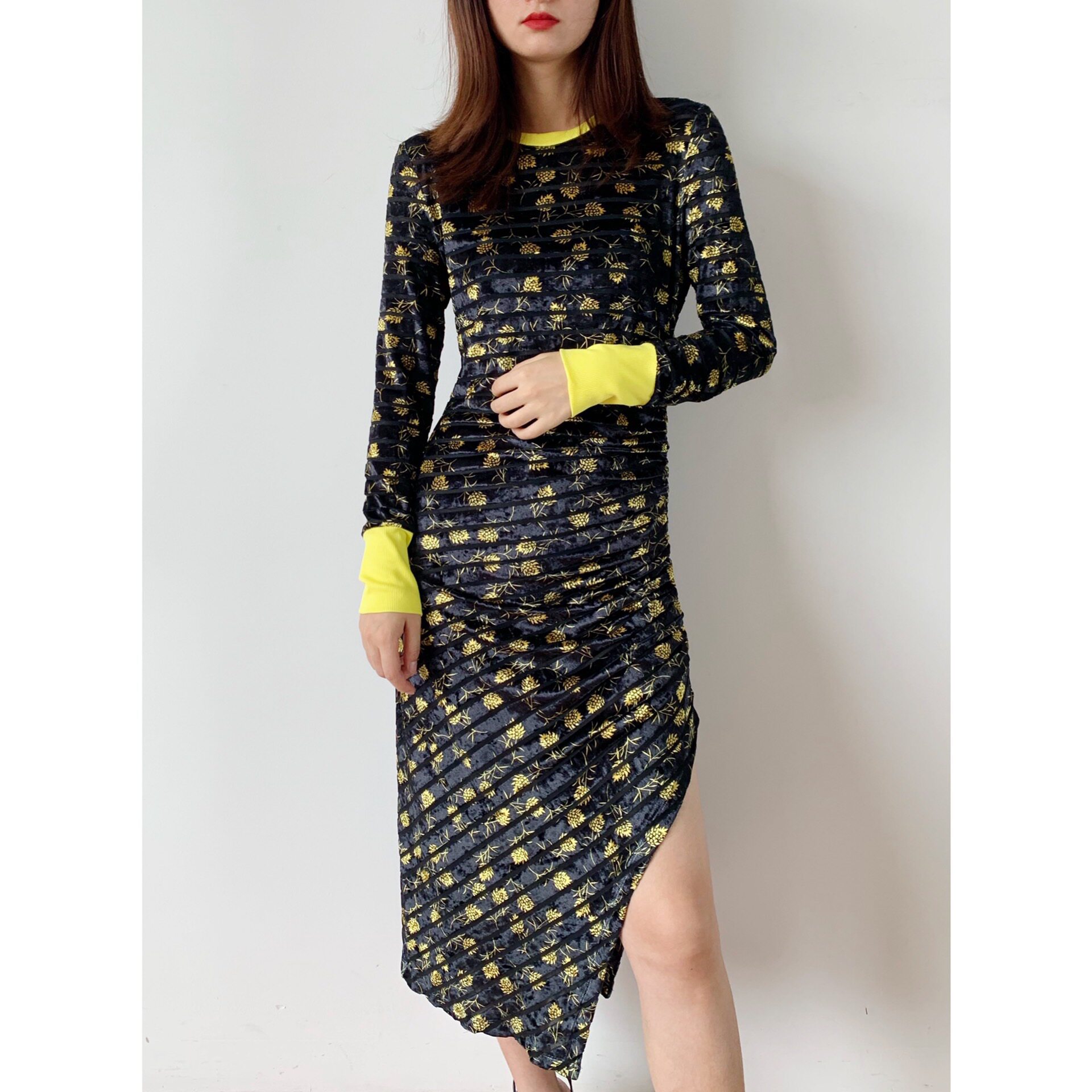 (Rugosa M) Black Long Sleeve Vintage Print Slim Dress Striped Irregular Slit Long Dress Women