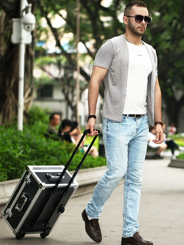 Чемодан, электродрель, металлическая универсальная коробка, алюминиевый сплав