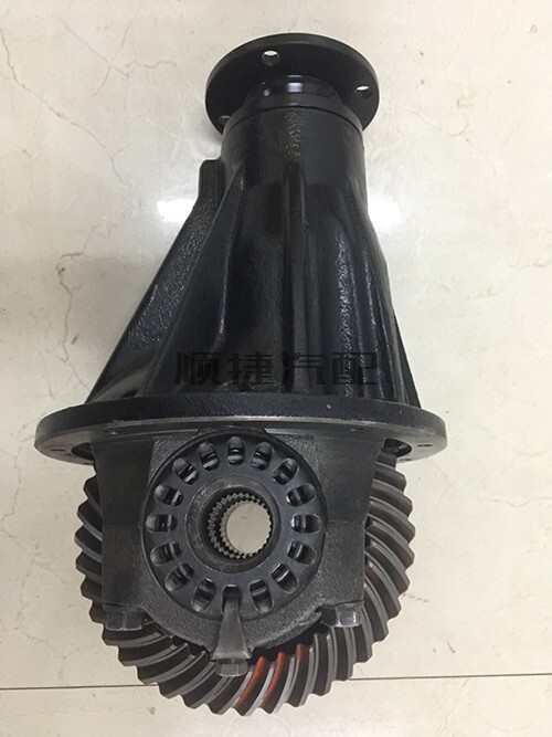 Beijing Auto B40 Bj40L Rear Axle Differential Assembly Rear Gear Housing Assembly Beijing Auto B40 Bj40L Rear Axle Differential Assembly Rear Gear Housing Assembly