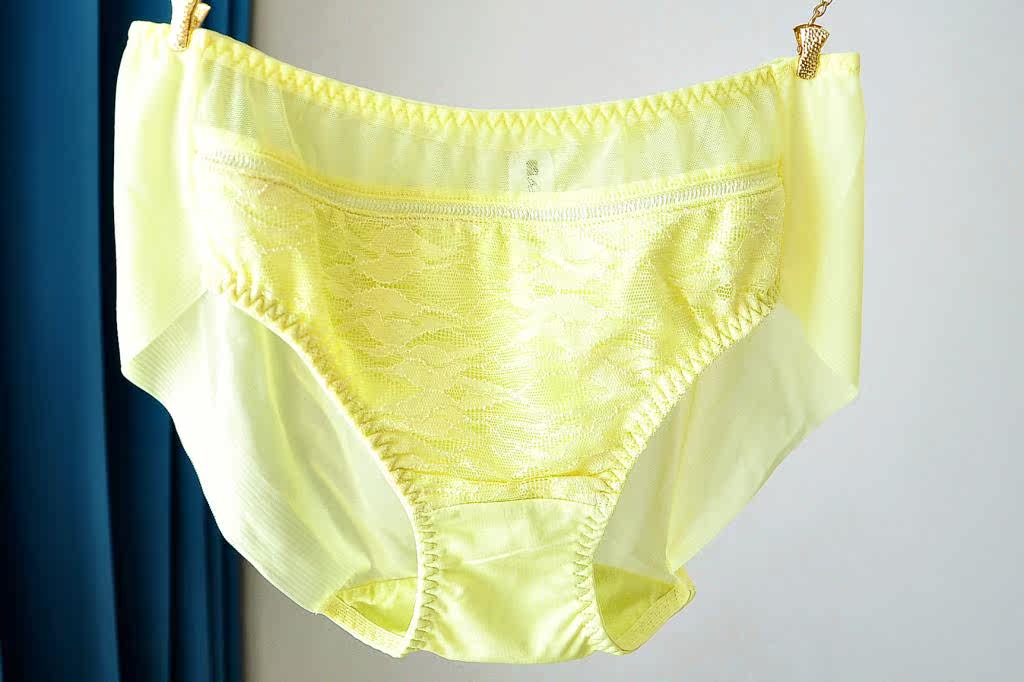 Slip jeunesse sexy en soie Ice - Ref 644141 Image 29